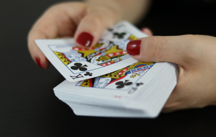 Excellent Tips to Dominate the Poker Table