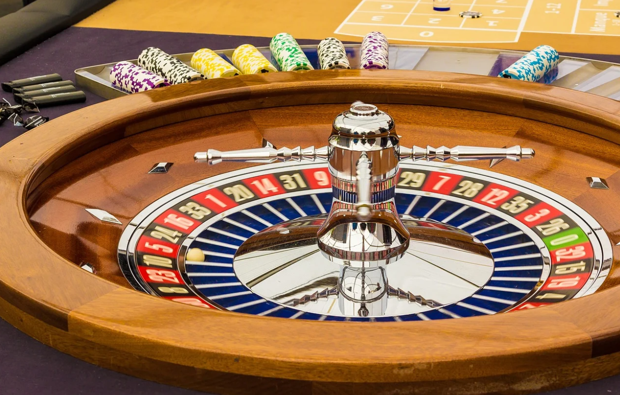 Seven Basic Casino Game Types You Should Know