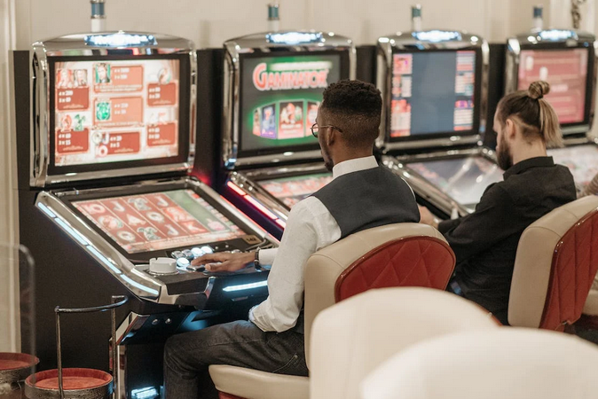 Exploring the Future of Online Slots: Virtual Reality, Augmented Reality, and Beyond